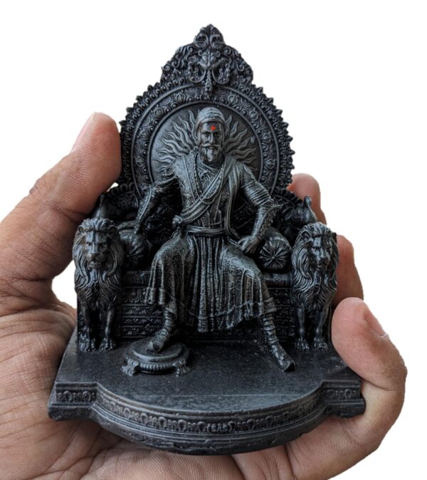 Car Dashboard Statue - Image 4