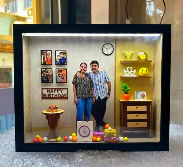 Couple Miniature Box - Image 3